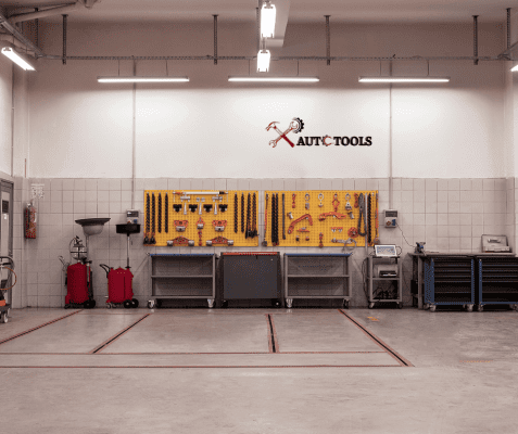 nên mua dụng cụ sửa ô tô ở X-autotools uy tín chất lượng